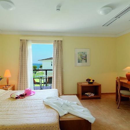 Corfu Chandris Hotel And Villas Dassia  Bilik gambar